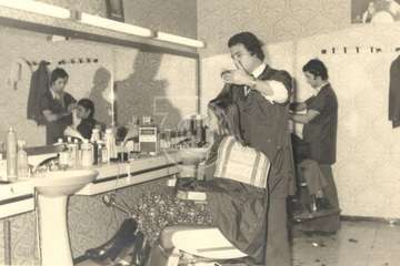 Peluquería Tomás: medio siglo cortando el pelo en Telde/TA.